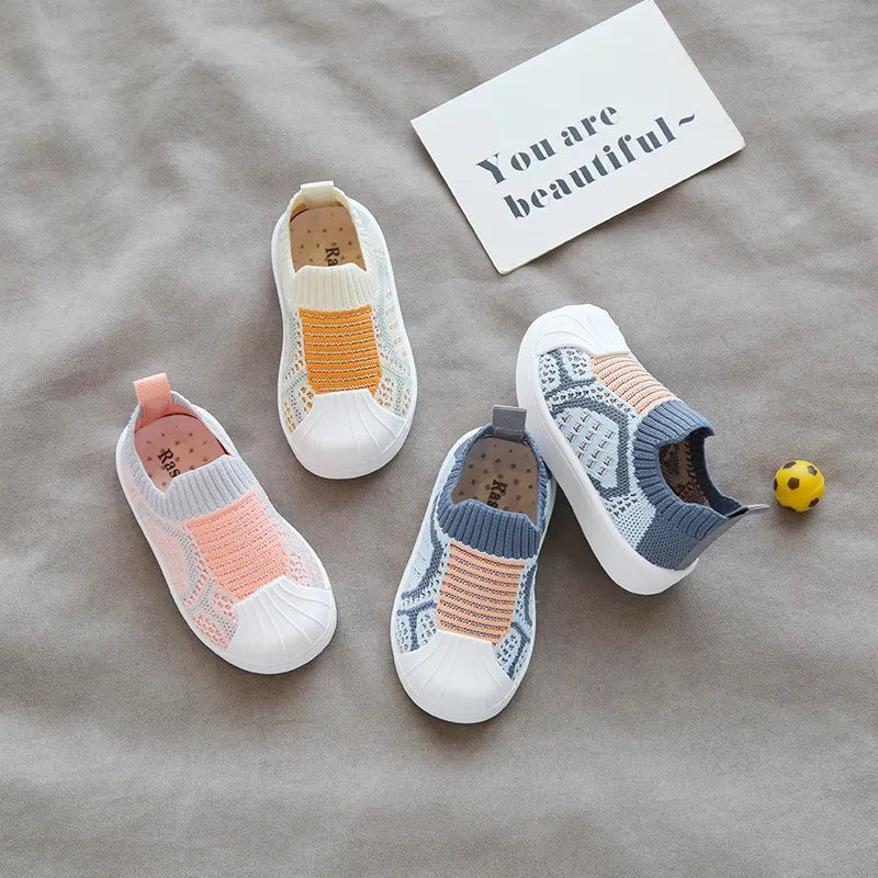 How Our Baby Floor Socks Shoes Support Every Step